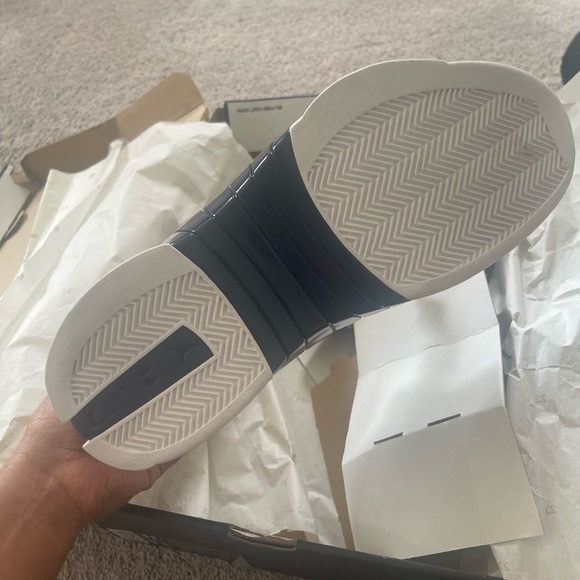 Jordan 15s Obsidian (2017) - Picture 3 of 4